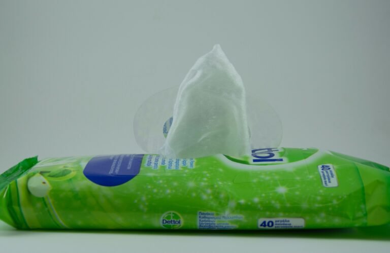 Toallitas de agua vs normales, qué dice el INCI