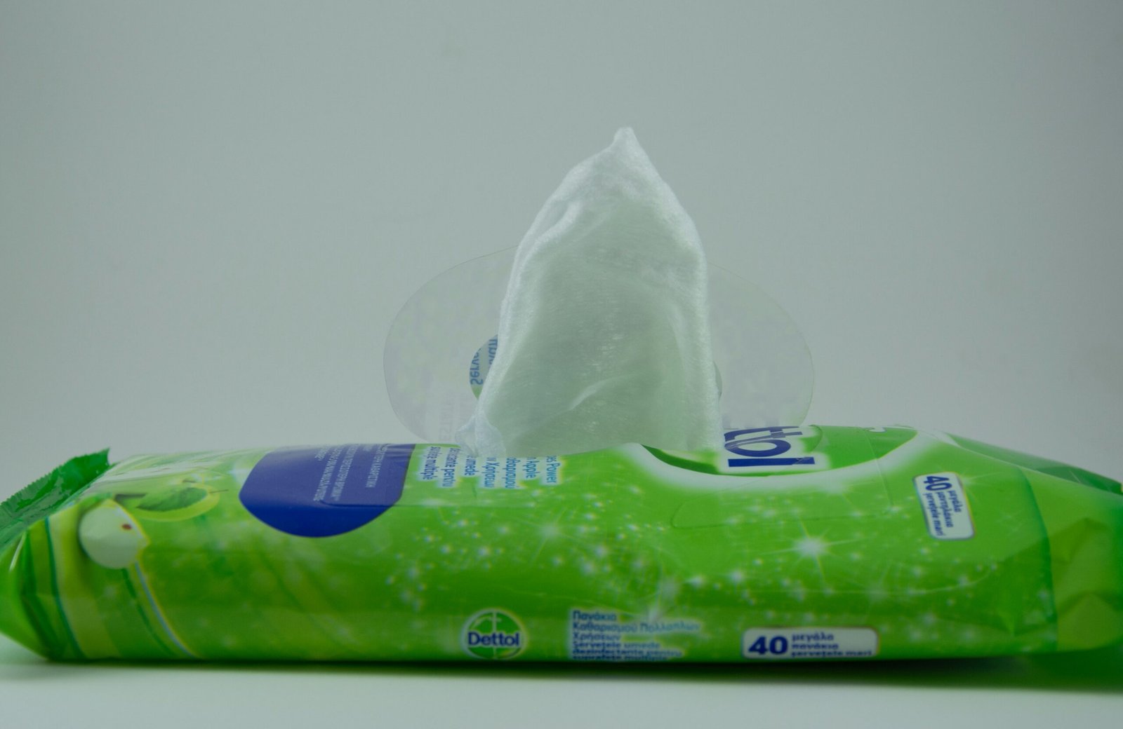 Toallitas de agua vs normales, qué dice el INCI